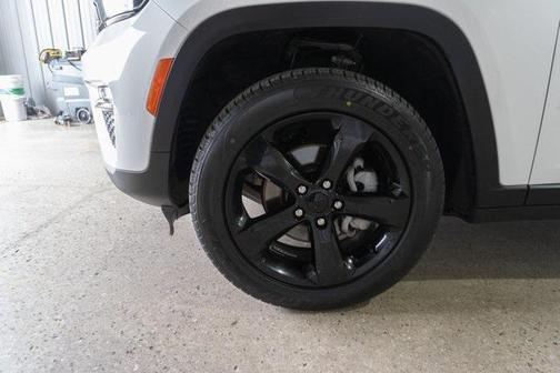 2023 Jeep Grand Cherokee Limited X