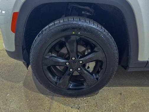 2023 Jeep Grand Cherokee Limited X