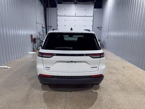 2023 Jeep Grand Cherokee Limited X