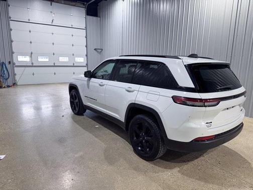 2023 Jeep Grand Cherokee Limited X