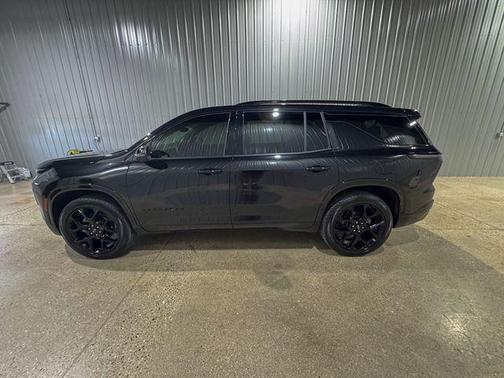 Mosaic Black Metallic 2024 Chevrolet Traverse RS