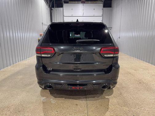 2015 Jeep Grand Cherokee SRT