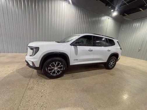 2024 GMC Acadia AWD AT4