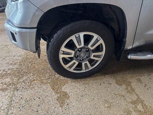 2019 Toyota Tundra Platinum