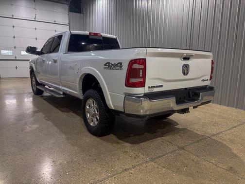 2022 RAM 2500 Laramie Crew Cab 4x4 8' Box