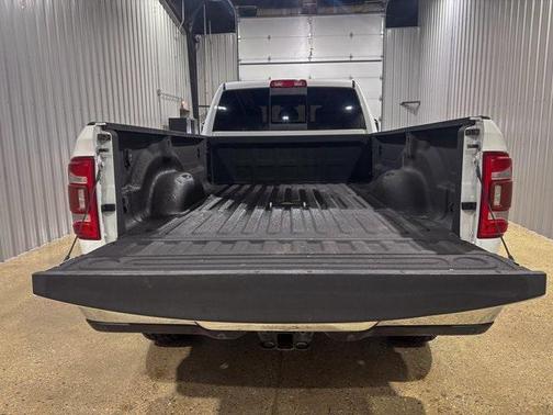 2022 RAM 2500 Laramie Crew Cab 4x4 8' Box