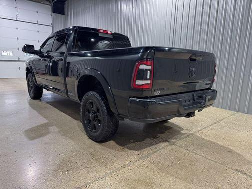 Diamond Black Crystal Pearlcoat 2021 RAM 2500 Laramie Crew Cab 4x4 6'4' Box