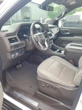 2022 GMC Yukon SLT