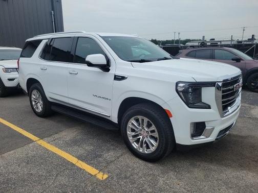 2022 GMC Yukon SLT