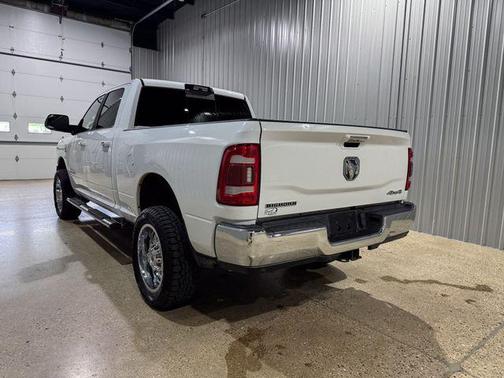 Bright White Clearcoat 2019 RAM 2500 Big Horn Crew Cab 4x4 6'4' Box