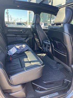 Granite Crystal Clearcoat Metallic 2024 RAM 1500 Limited