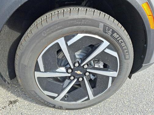 2026 Chevrolet Equinox EV LT 1