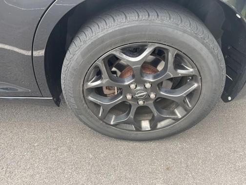 2019 Chrysler 300 Touring
