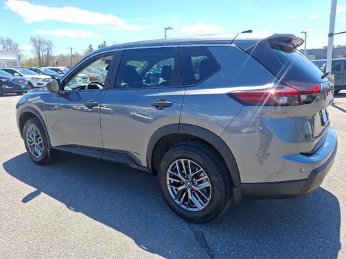 Gun Metallic 2025 Nissan Rogue S