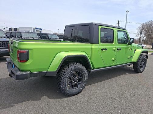 2025 Jeep Gladiator Sport