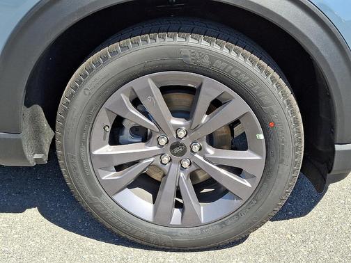 Vapor Blue Metallic 2026 Ford Explorer Active