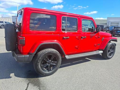 2021 Jeep Wrangler Unlimited Sahara Altitude