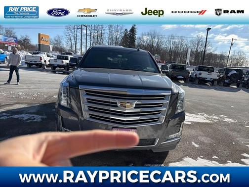 2017 Cadillac Escalade Platinum