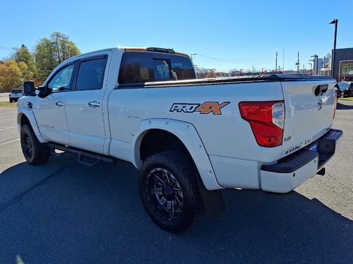 2018 Nissan Titan XD PRO-4X