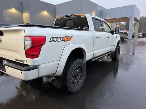 2018 Nissan Titan XD PRO-4X