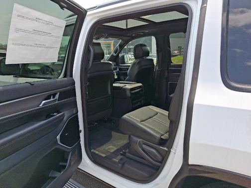 2025 Jeep Wagoneer Series III