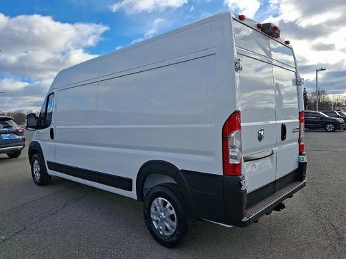 2026 RAM ProMaster 2500 High Roof