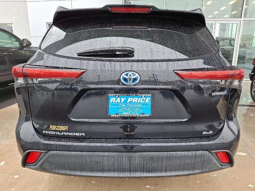 2020 Toyota Highlander Hybrid XLE