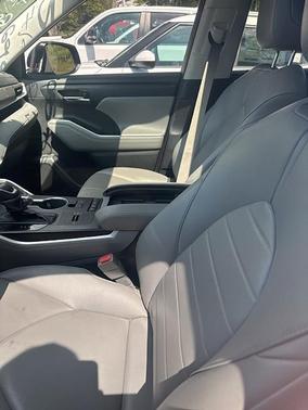 2020 Toyota Highlander Hybrid XLE