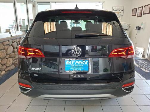 2023 Volkswagen Taos 1.5T SE