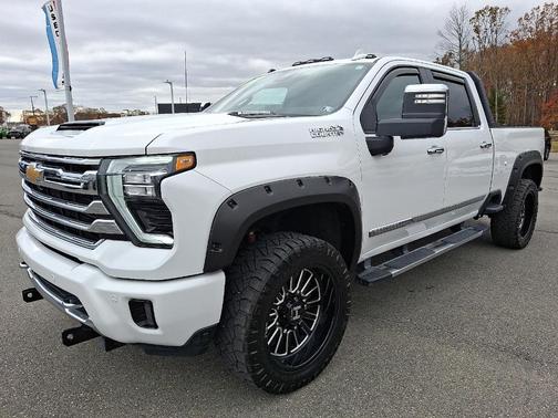 2024 Chevrolet Silverado 2500 High Country