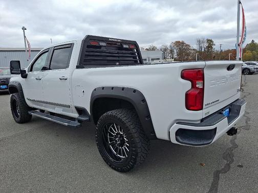 2024 Chevrolet Silverado 2500 High Country