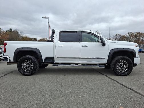 2024 Chevrolet Silverado 2500 High Country