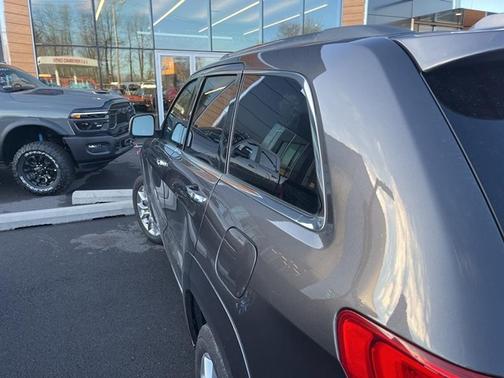 2016 Jeep Grand Cherokee Summit