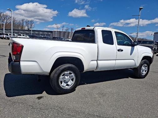 Super White 2022 Toyota Tacoma SR