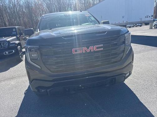 Onyx Black 2023 GMC Sierra 1500 Elevation