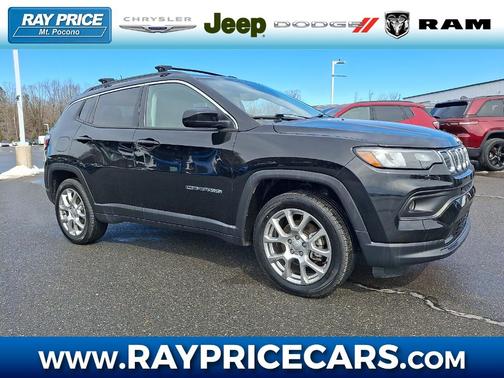 2022 Jeep Compass Latitude Lux