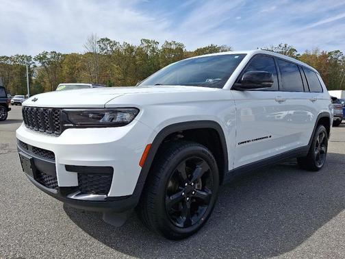 2022 Jeep Grand Cherokee L Laredo