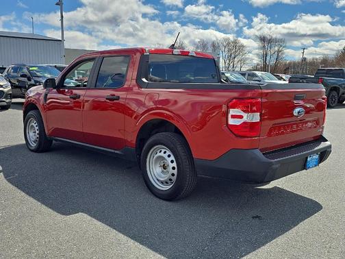 Hot Pepper Red Metallic Tinted Clearcoat 2024 Ford Maverick XLT