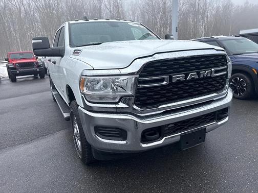 2024 RAM 3500 Big Horn