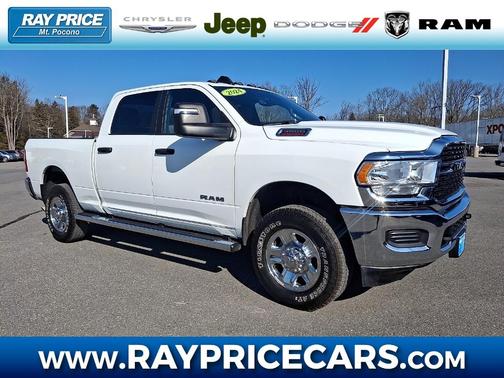 Bright White Clearcoat 2024 RAM 3500 Big Horn