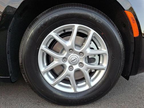 2026 Chrysler Voyager LX