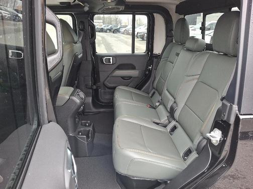 2026 Jeep Gladiator Mojave