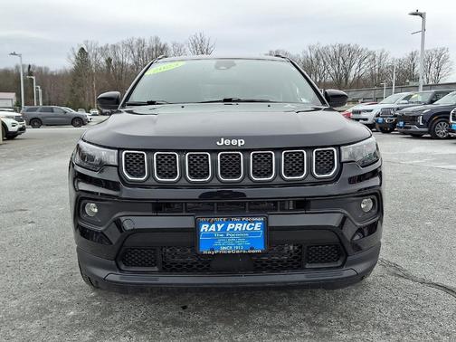 2023 Jeep Compass Latitude