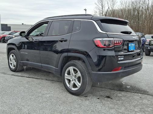 2023 Jeep Compass Latitude