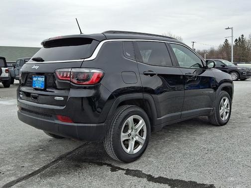 2023 Jeep Compass Latitude