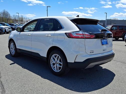Star White Metallic Tri-Coat 2023 Ford Edge SEL
