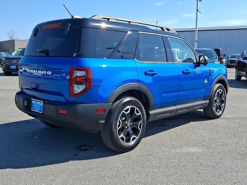 Velocity Blue Metallic 2025 Ford Bronco Sport Outer Banks