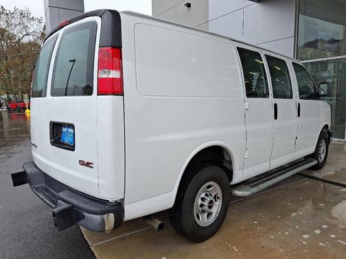 2023 GMC Savana 2500 Work Van