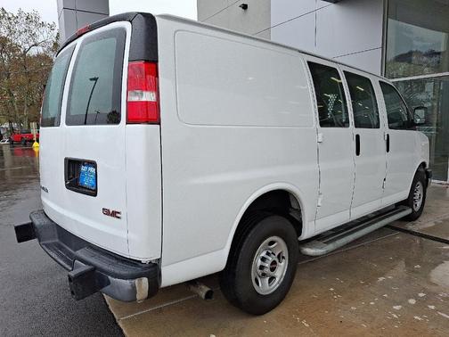 2023 GMC Savana 2500 Work Van