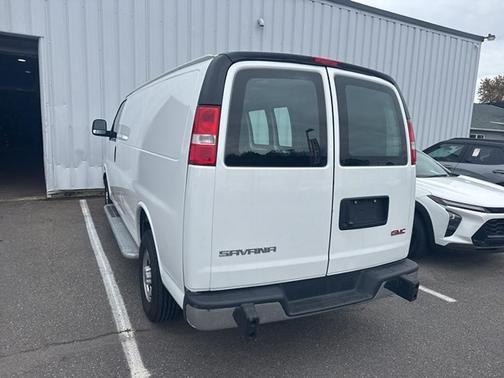 2023 GMC Savana 2500 Work Van